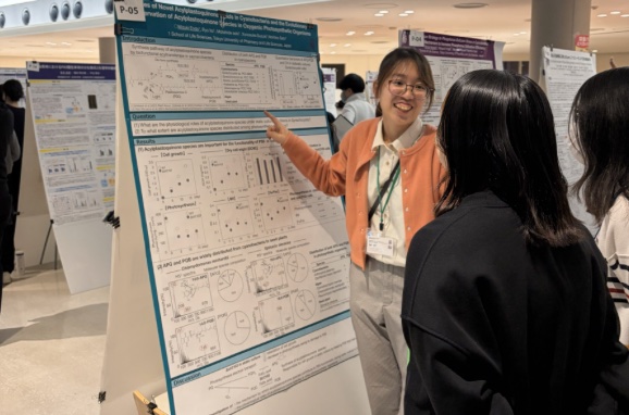 BUTTOBE-NEXT採択学生主催 学内研究発表会で環境応用植物学研究室 遠藤さん(採択学生)らが発表を行いました