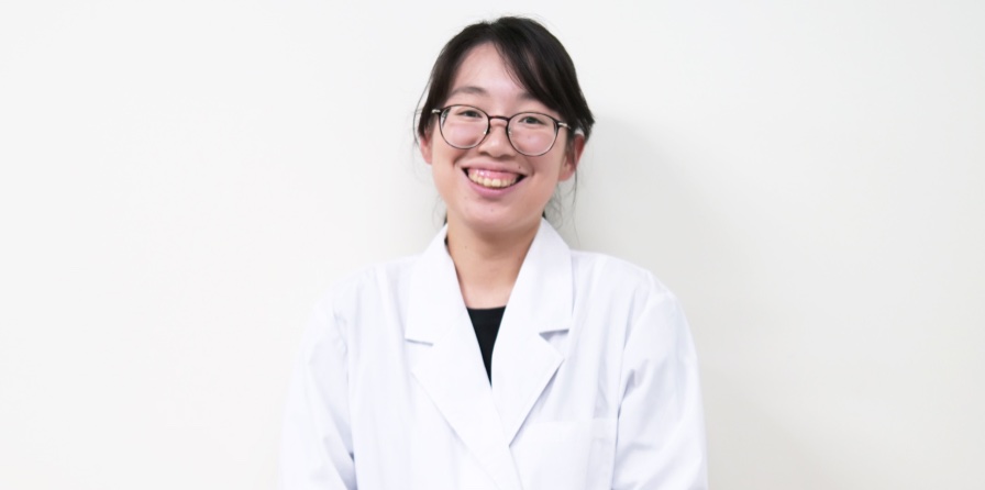 2025 JST SPRINGリトリート(東京薬科大学・岐阜薬科大学・藤田医科大学)で環境応用植物学研究室の遠藤さんがプレゼンテーションを行いました