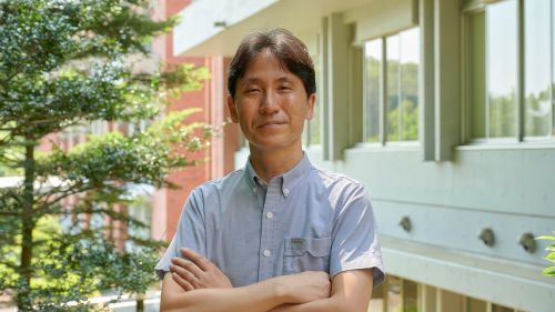 毎日小学生新聞『疑問氷解』に生命科学部 野口航 教授が取材協力しました