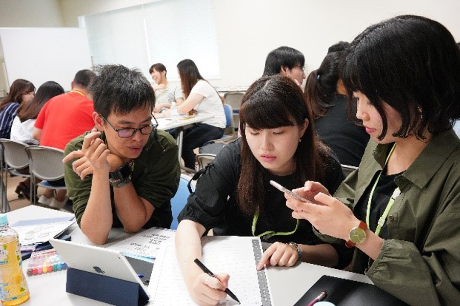 台湾・嘉南薬理大学の学生が本学で臨床研修を行いました