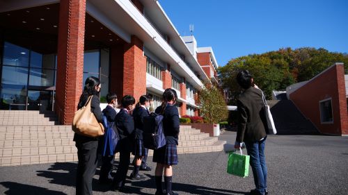 工学院大学附属中学校の生徒が本学にてセミナーに参加しました