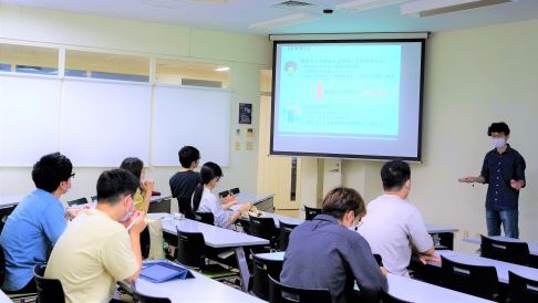 BUTTOBE採択学生の「超異分野学会　大阪大会2022」事後報告会を実施しました