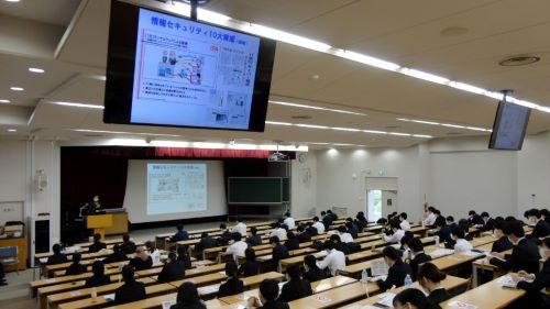 2022年度実務実習事前講座（プレ教育）を実施しました