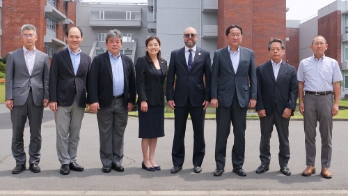 米国・南カリフォルニア大学薬学部代表団が来校しました
