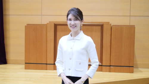 2025年度　薬学部1年 コスメアーリーエクスポージャーで皮膚科医 友利新先生の講義を実施しました
