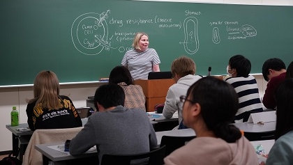 カリフォルニア大学サンフランシスコ校（UCSF）教員によるアドバンスゼミナールを本学で開講しました